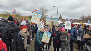 OMAS GEGEN RECHTS aus Dresden bei Widersetzen in Riesa